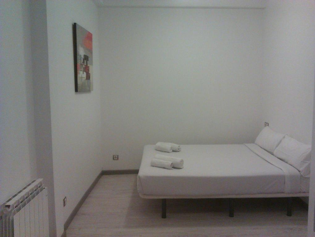 Km1 Amparo Apartments Мадрид Номер фото